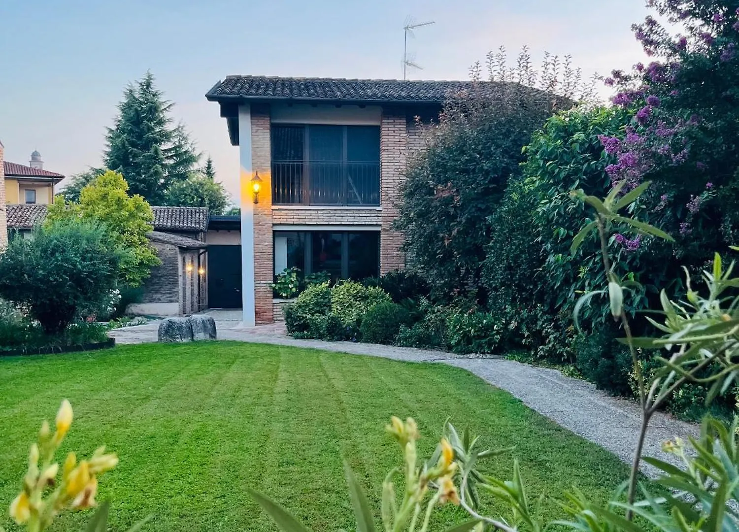 Maison Jardin Gambara 0*,  Italy